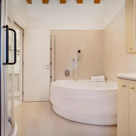 Dismero-un Oasi Di Lusso E Privacy Villa
